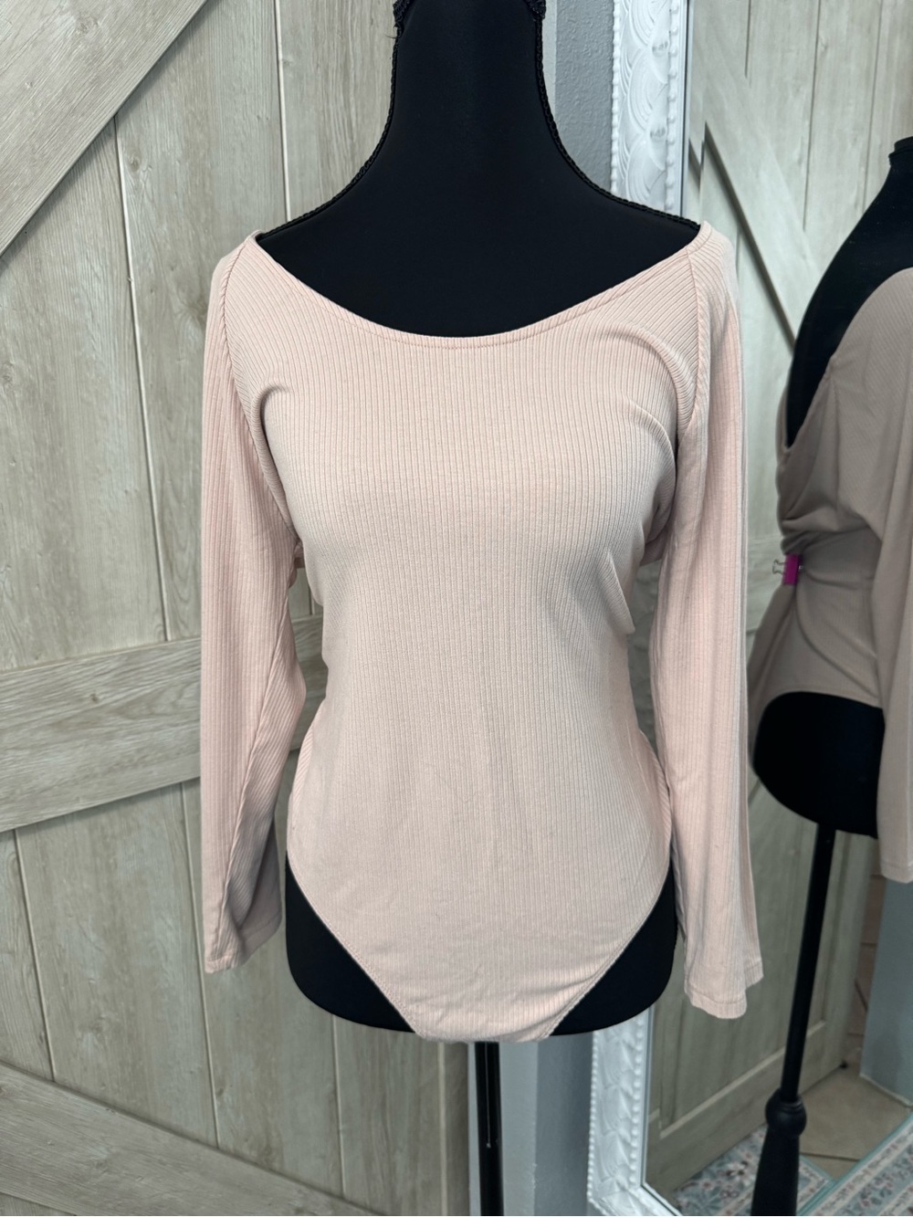 office core basics - banana republic earth tone long sleeve bodysuit - large